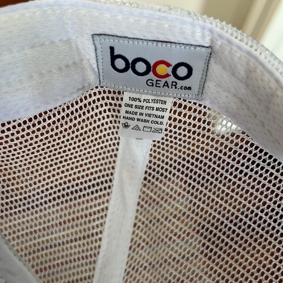 Saucony trucker ball cap. - Picture 5 of 5